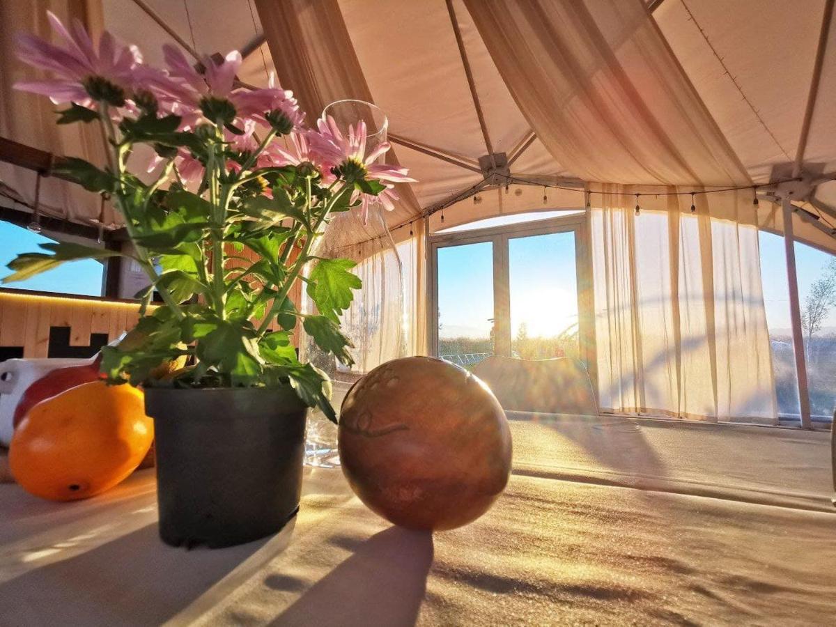 Hotel Jewelberry Glamping Mtsʼkhetʼa Exterior foto